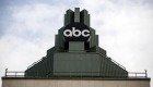 ABC'den yeni bir aile komedisi yolda: Everything's Under Control