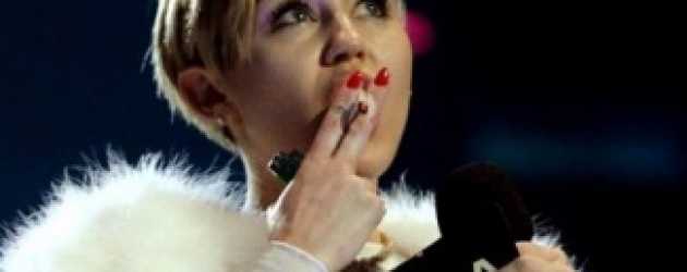 Miley Cyrus fena yakalandı!