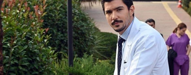 Hekimoğlu dizisinin oyuncusu Kaan Yıldırım'dan dizi hakkında açıklamalar geldi!