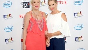 Beverly Hills, 90210 dizisi Tori Spelling ve Jennie Garth ile yeniden canlanıyor!