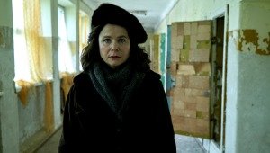 Chernobyl yıldızı Emily Watson yeni dizi Too Close ile geliyor! Too Close nasıl bir dizi?