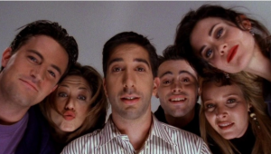 Friends tüm bölümleriyle Netflix'e geliyor! Yayın tarihi belli oldu!