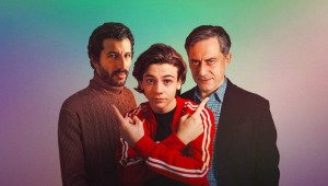 Netflix'in İtalyan dramatik komedi filmi Aramızdaki Görünmez Bağlar yayında!