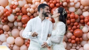 Yıldız Çağrı Atiksoy ve Berk Oktay evlendi!