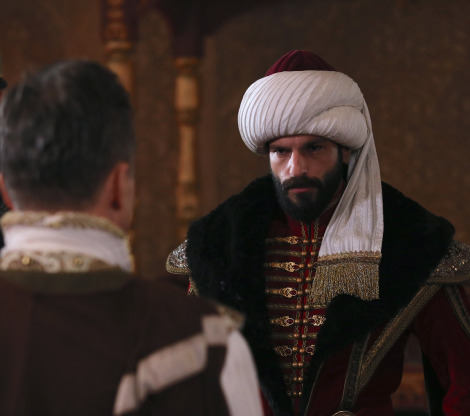 Mehmed: Fetihler Sultanı 11. Bölümde Sultan Mehmed yıllardır beklediği kuşatmayı başlattı!