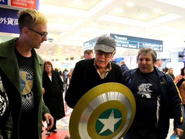 18-02/02/stan-lee-foto.jpg