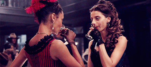 18-04/16/saloon-drink.gif
