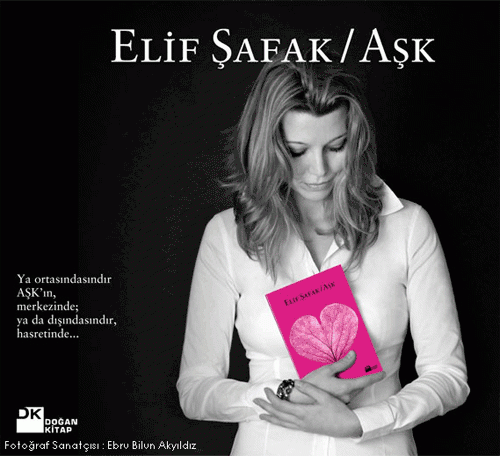 19-10/17/elif-safak-ask.gif