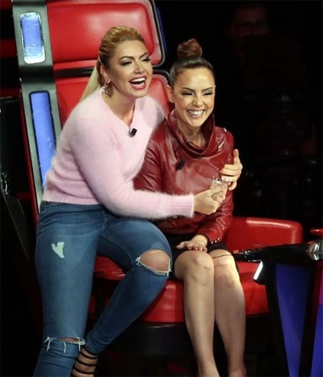 23-02/16/hadise-ebrugundes-1676530439.jpg