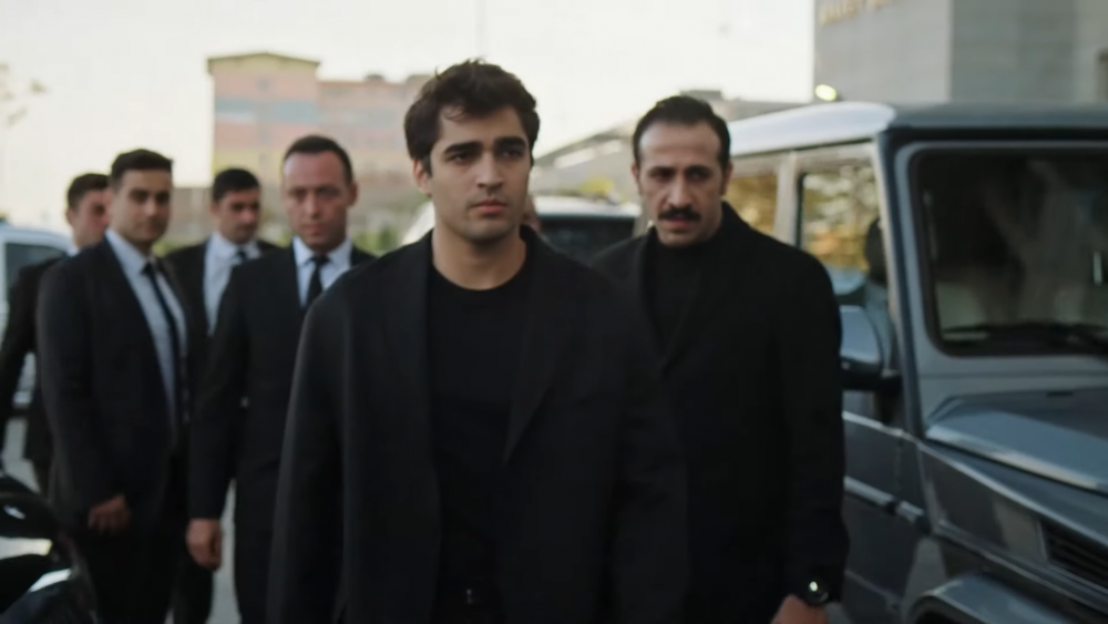 23-05/05/yali-capkini-31-bolum-on-izleme-_-seni-cok-ozledim-askim-0-2-screenshot.png