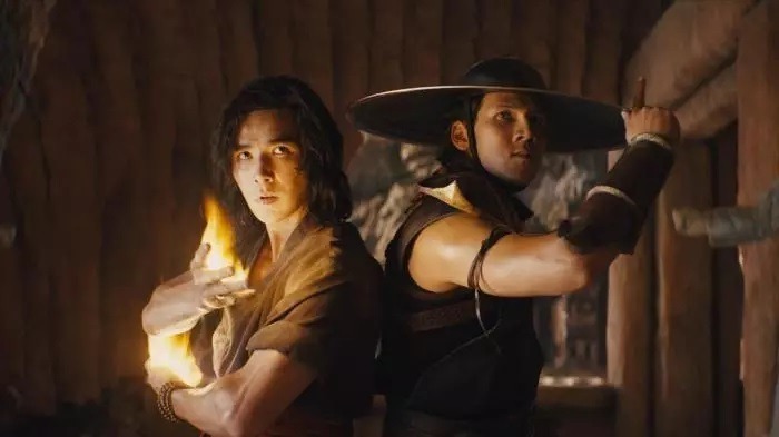 23-05/22/mortal-kombat-2-the-boysdan-sonra-hayranlarin-cok-sevdigi-bu-karakteri-karl-urban-oynayacak.jpg