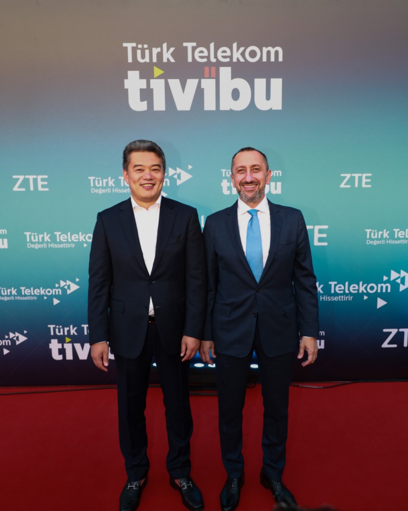 23-06/15/1686813973_zte_corporation_avrupa_ve_amerika_b__lge_ba__kan___ve_neta___y__netim_kurulu_ba__kan___aiguang_peng_t__rk_telekom_ceo___su___mit___nal.jpg
