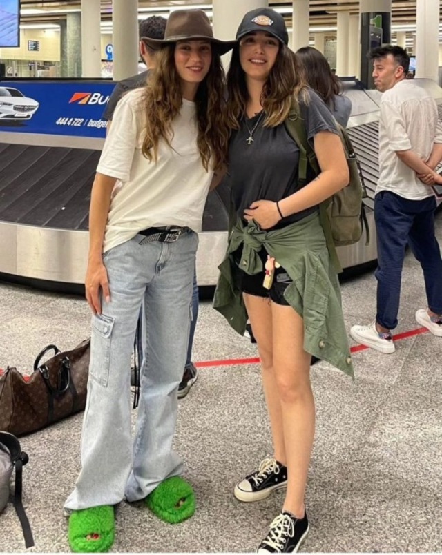 23-07/05/serenay-sarikaya-nin-alay-konusu-olan-tuylu-16087257_33_m-1688550352.jpg