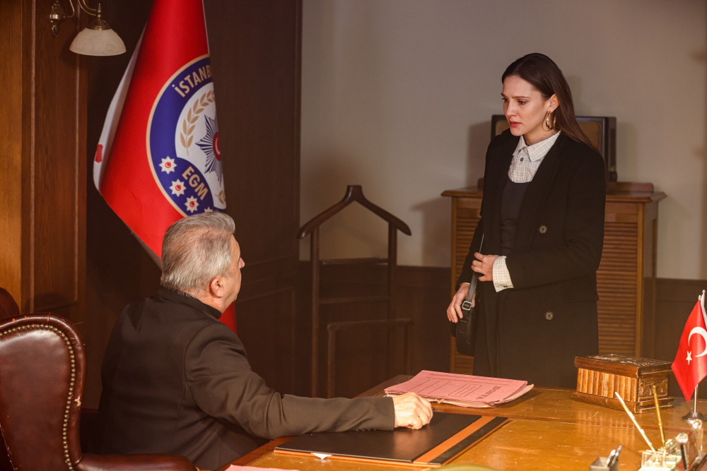 Bir Zamanlar İstanbul 4. Bölüm: Ali’nin Annesine Şok Saldırı!